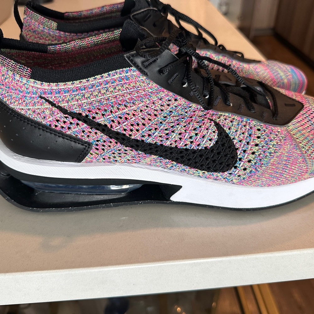 Nike AirMax Flyknit.. NWOT
